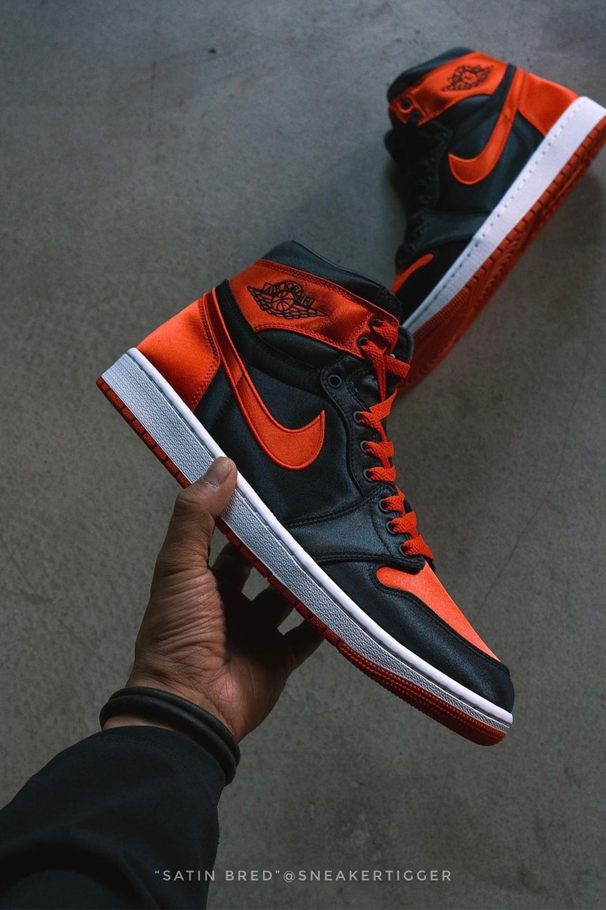 比你的更好看？高級版 Air Jordan 1「Satin Bred」鞋款細節曝光