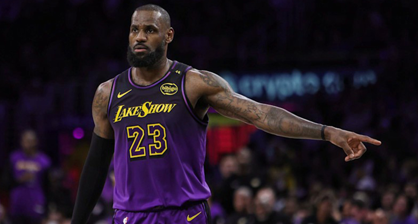 算我怕你了！湖人「Lake Show」城市版球衣詛咒發威，球隊宣布剩餘賽事都不穿這件了