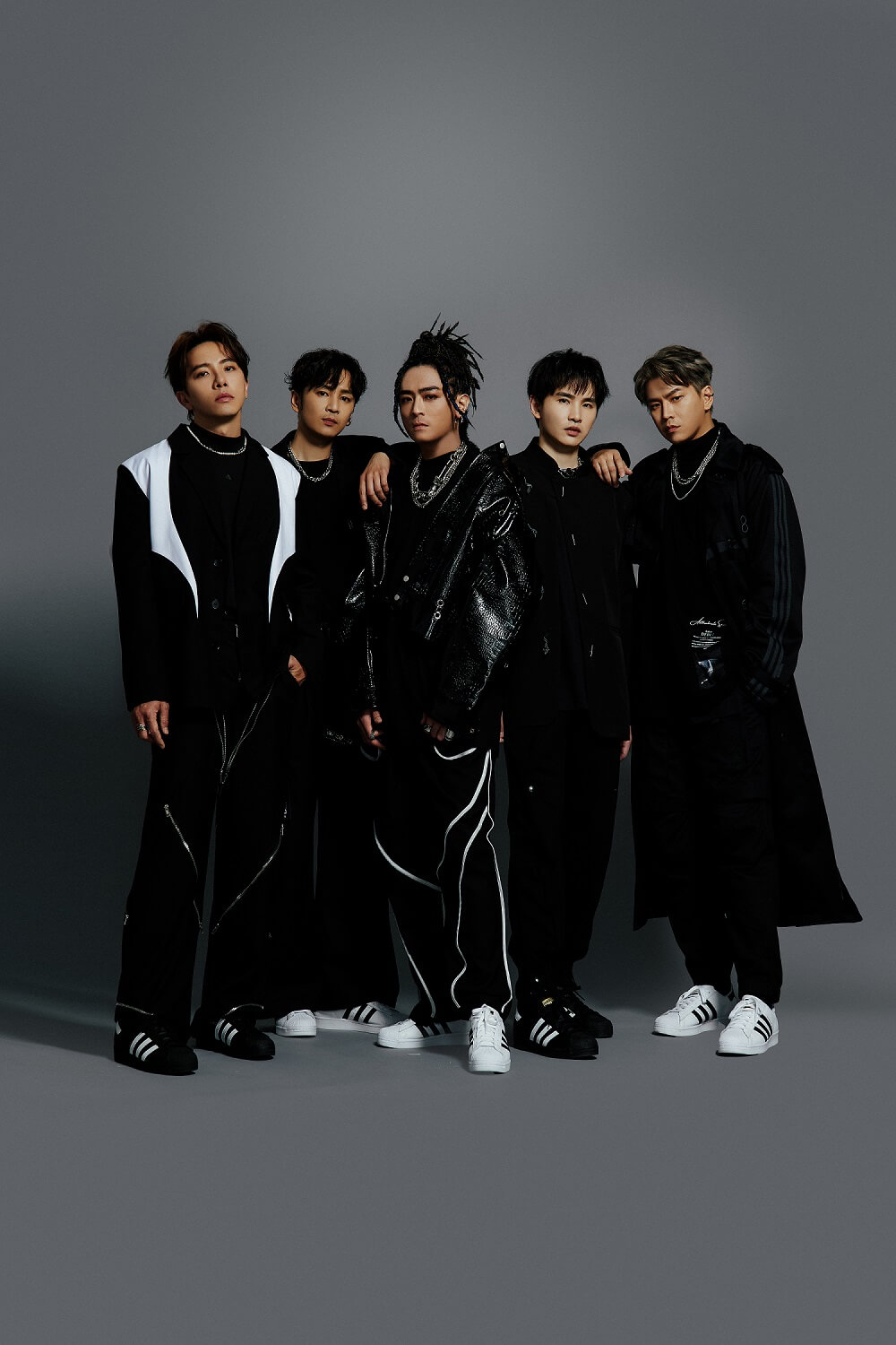 最殺舞蹈男團Energy世紀合體！adidas Origin