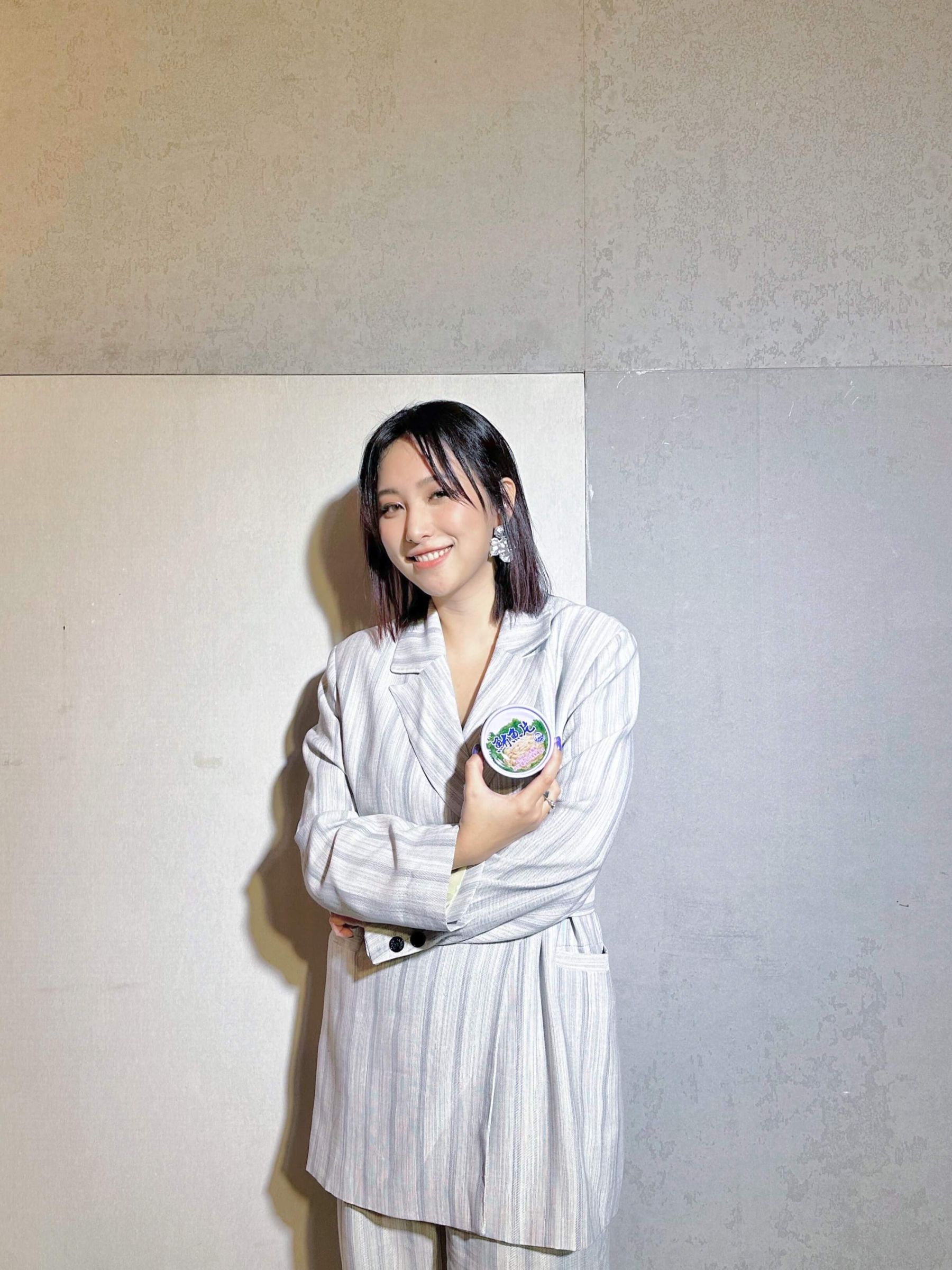 羅莎莎辭行銷工作棄穩定收入追音樂夢！磨兩年推首張專輯盼「長大