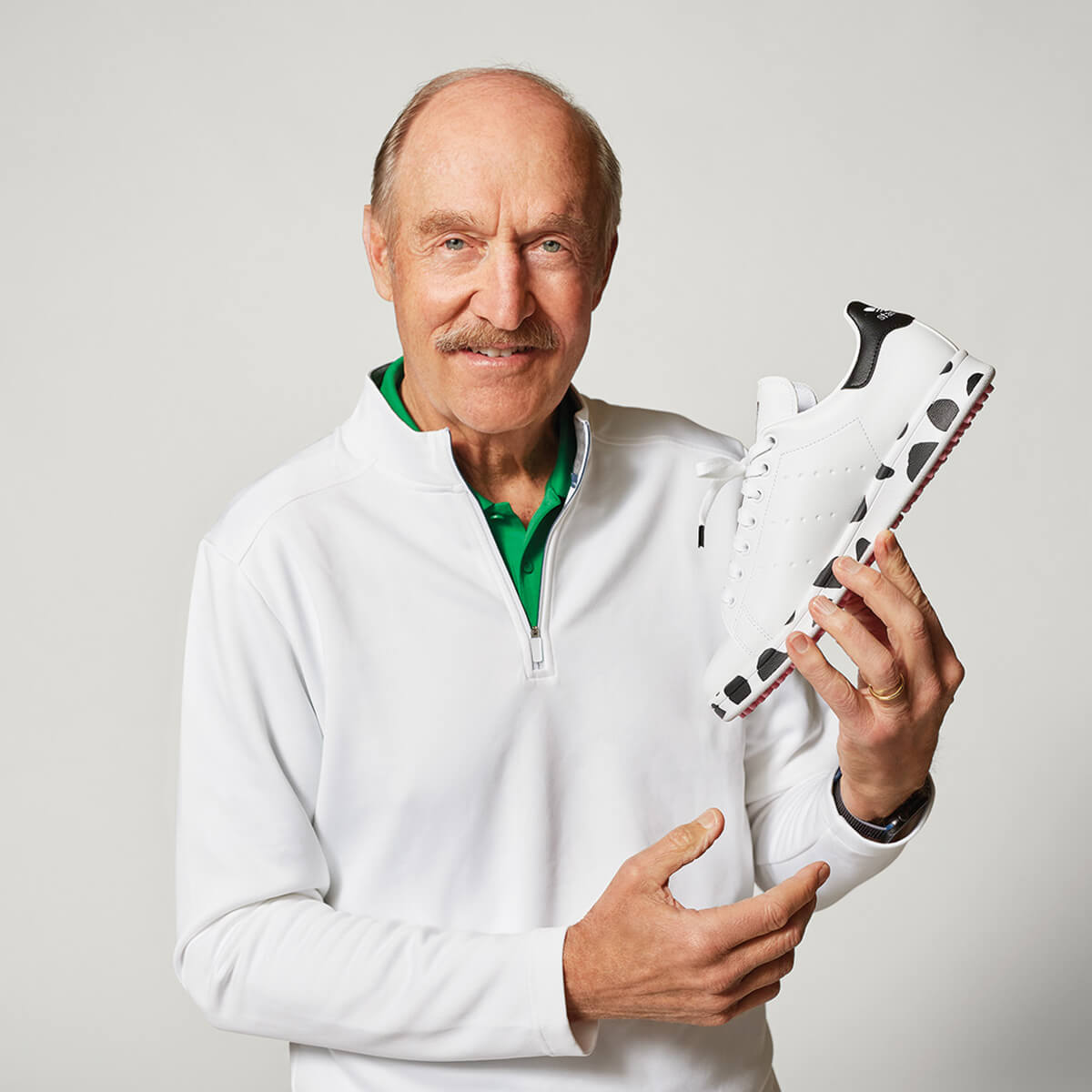 與Stan Smith不「哞」而合！adidas Golf以乳牛為主題，推出超萌限量鞋款！