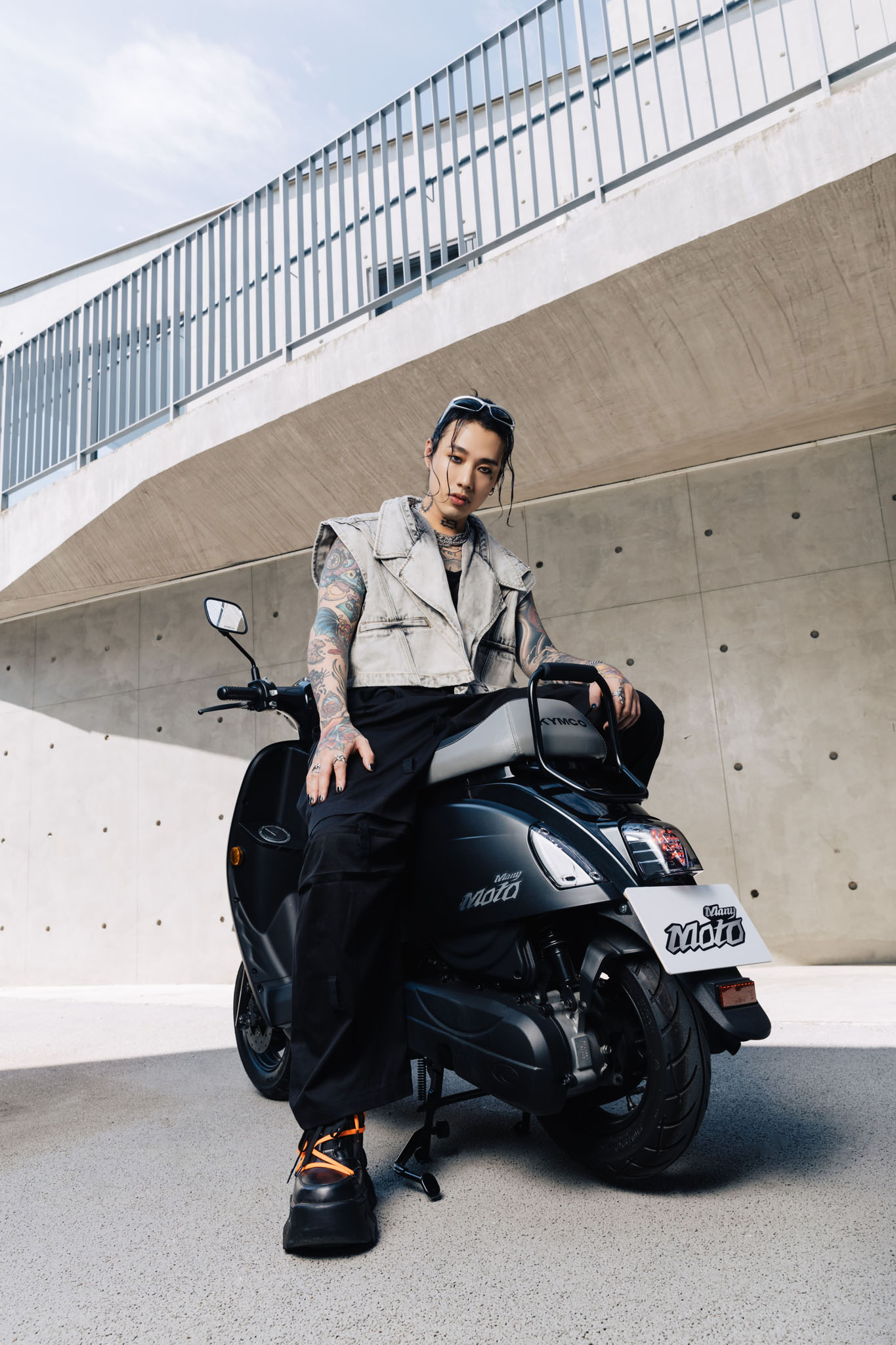 顛覆常態,釋放自我!Marz23騎上KYMCO RCS Mo