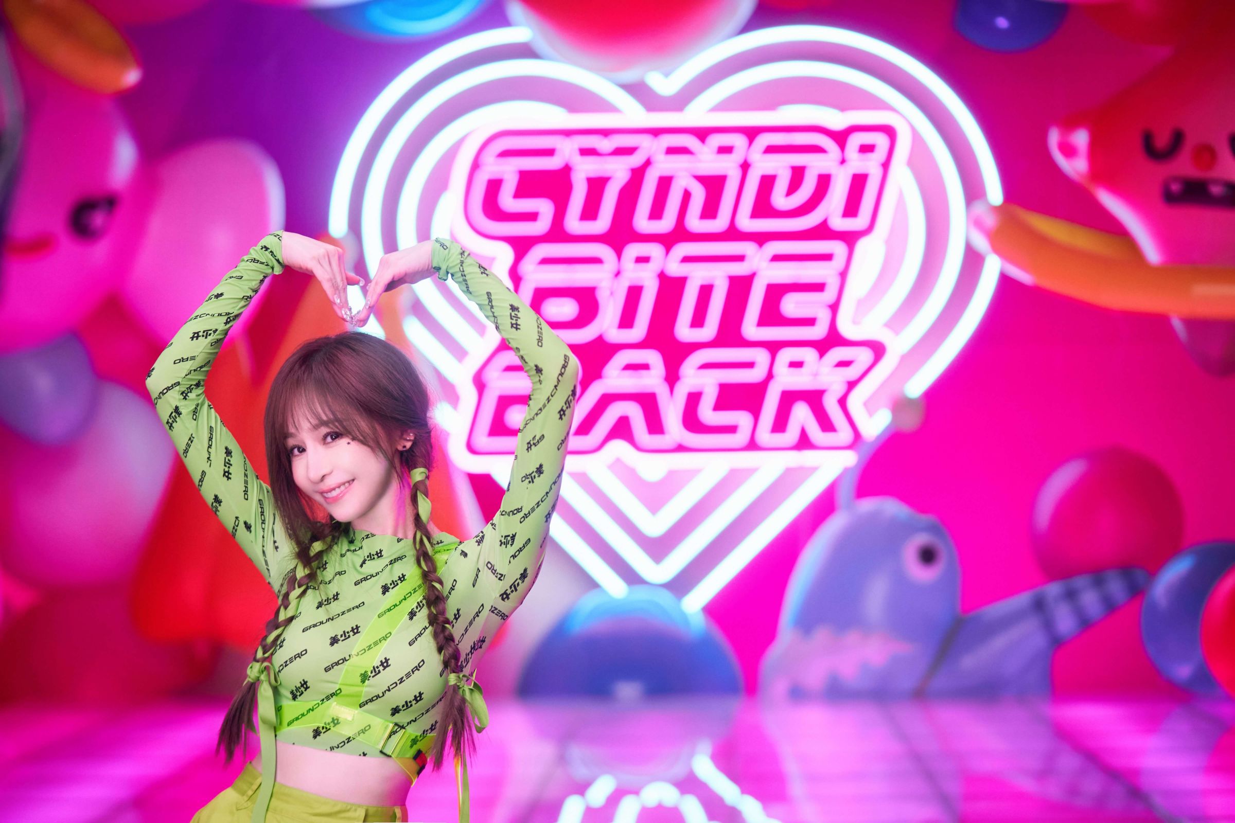 暌違五年強勢來襲！王心凌冒險力作〈BITE BACK〉MV 