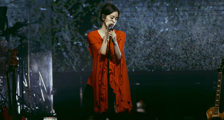 歐陽娜娜《The Star 初星》巡演完美落幕!唱寫給天上外婆哽咽