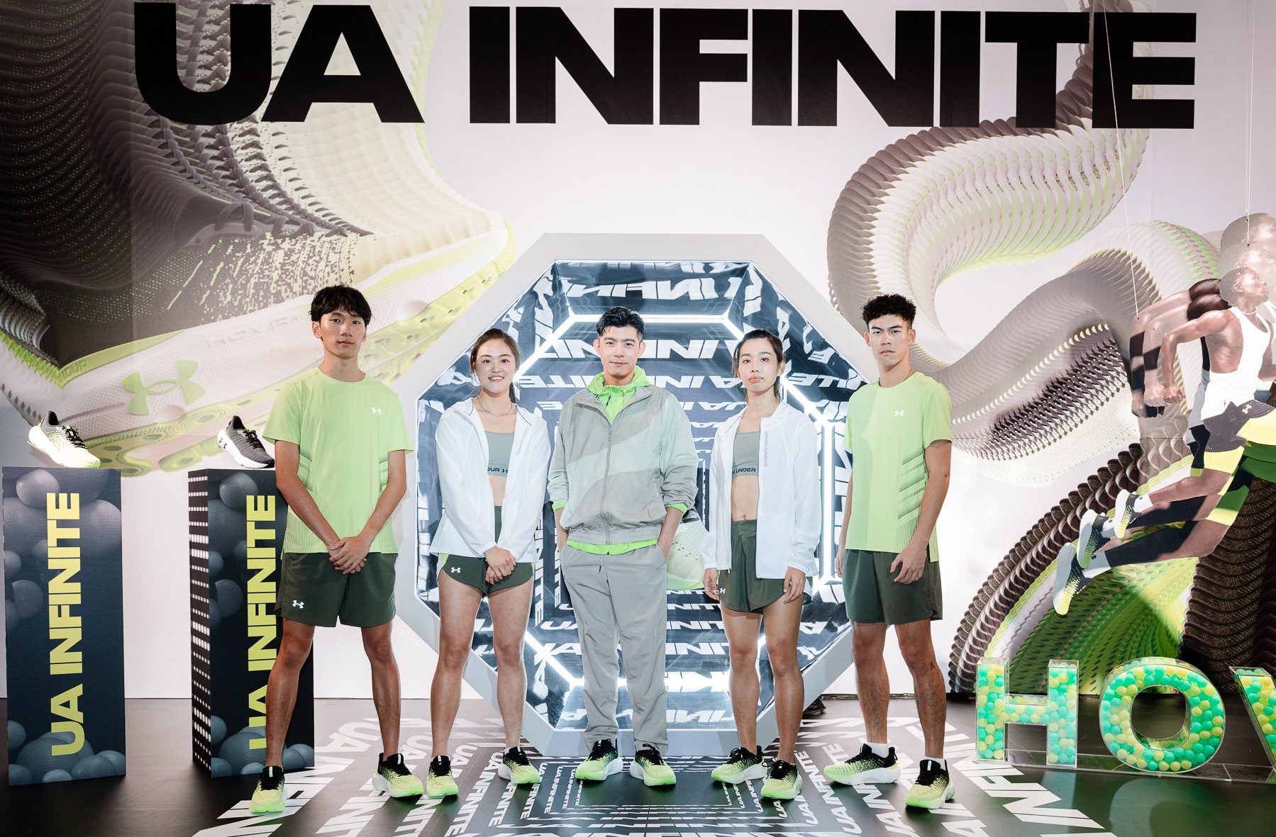 運動男神 王柏傑、Team UA 師大田徑隊 搶先感受「UA INFINITE」